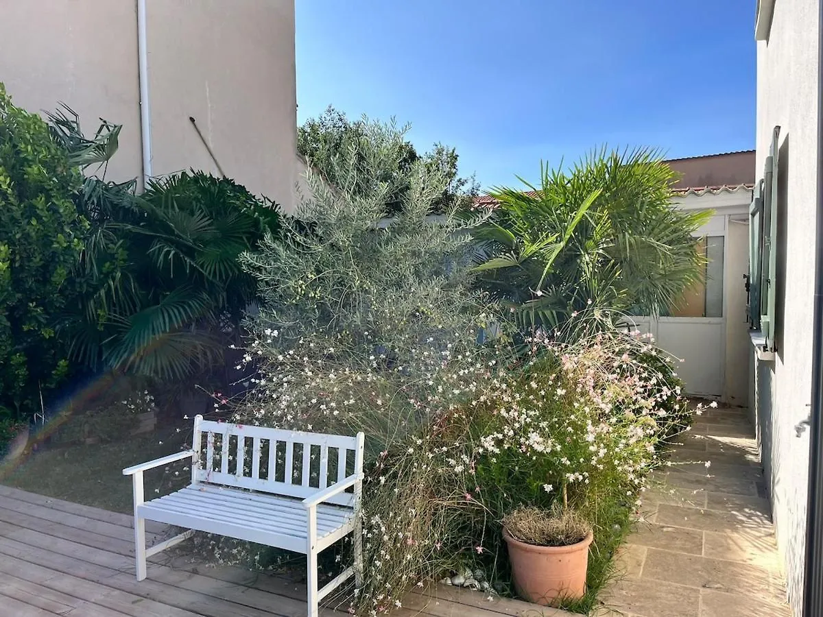 Un Cabanon En Provence Apartment Aubagne France